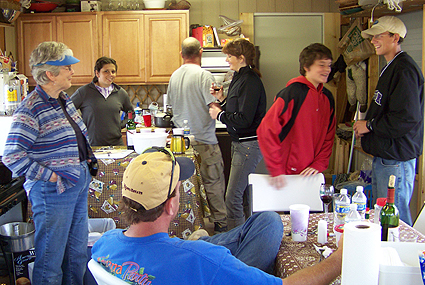 kitchengroup Meeting in the camp kitchen