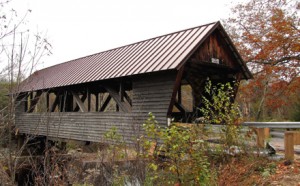bump-cb-nh Bump Covered Bridge, unknown builder, over the Beebe river